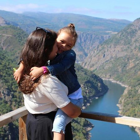 ソベール Casa Bolmente A Ver En La Ribeira Sacra.ヴィラ エクステリア 写真