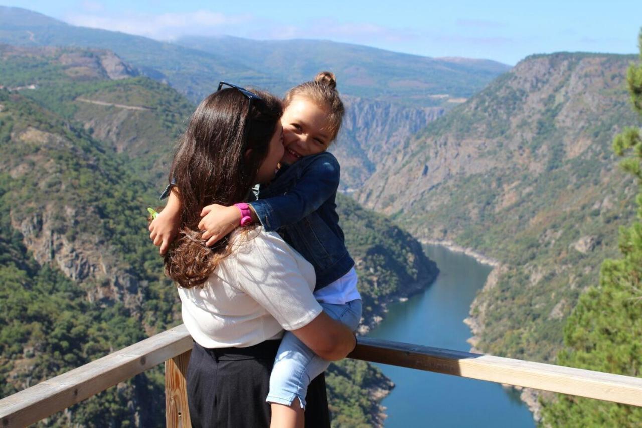ソベール Casa Bolmente A Ver En La Ribeira Sacra.ヴィラ エクステリア 写真