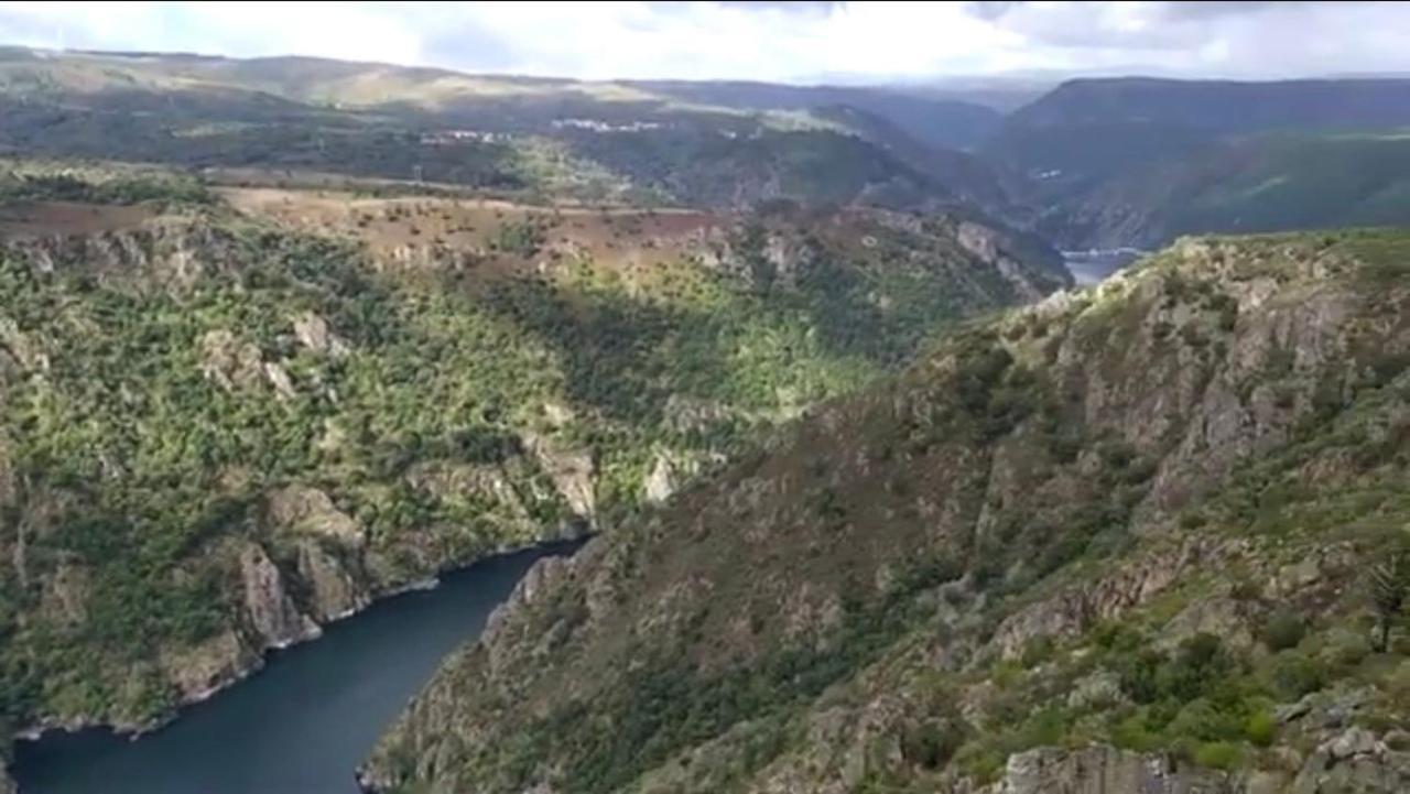 Casa Bolmente A Ver En La Ribeira Sacra. ソベール エクステリア 写真
