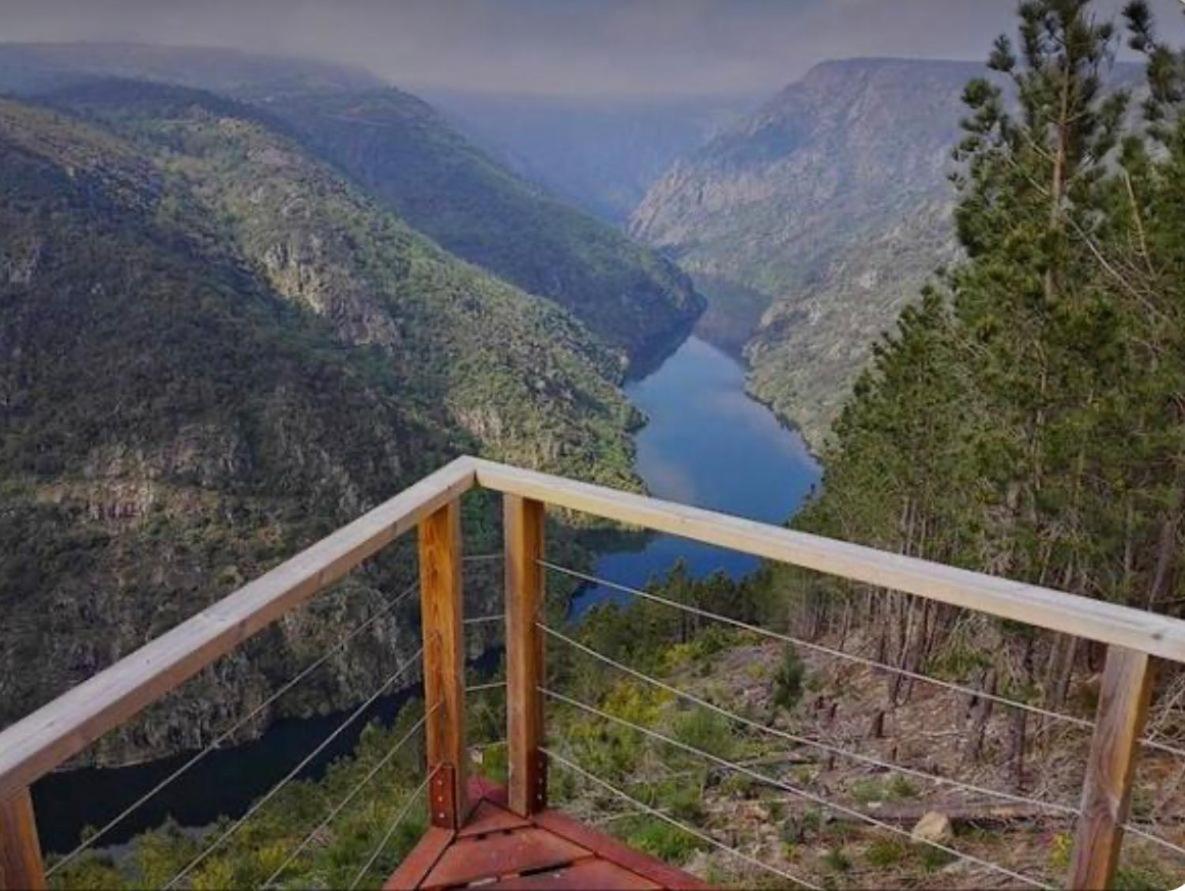 ソベール Casa Bolmente A Ver En La Ribeira Sacra.ヴィラ エクステリア 写真